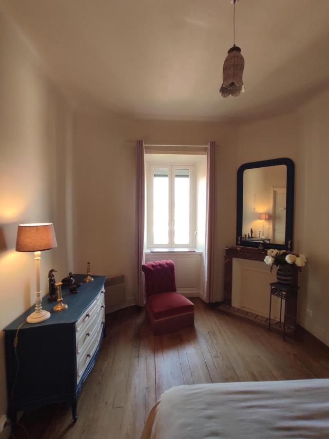 Appartement Pied De Plage Saint-Jean-de-Luz Exterior photo